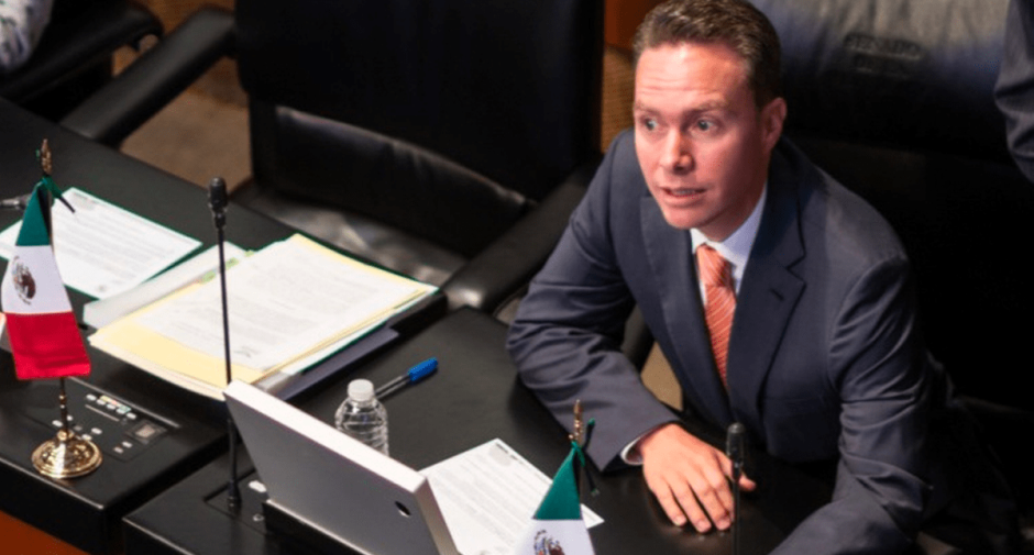 Aterriza de emergencia helicóptero donde viajaba Manuel Velasco