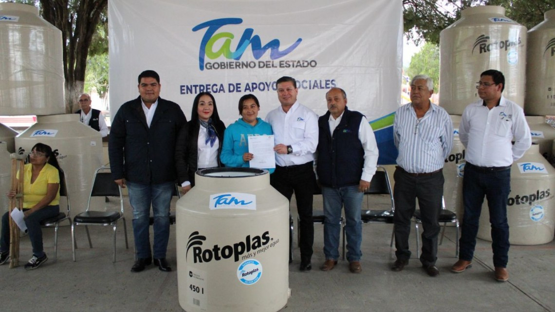 Gobierno de Tamaulipas y SEBIEN entrega insumos en Palmillas