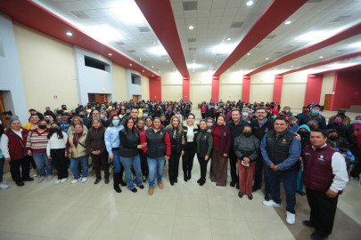 Beneficia Gobierno Municipal a más de 200 ciudadanos con Anteojos graduados 