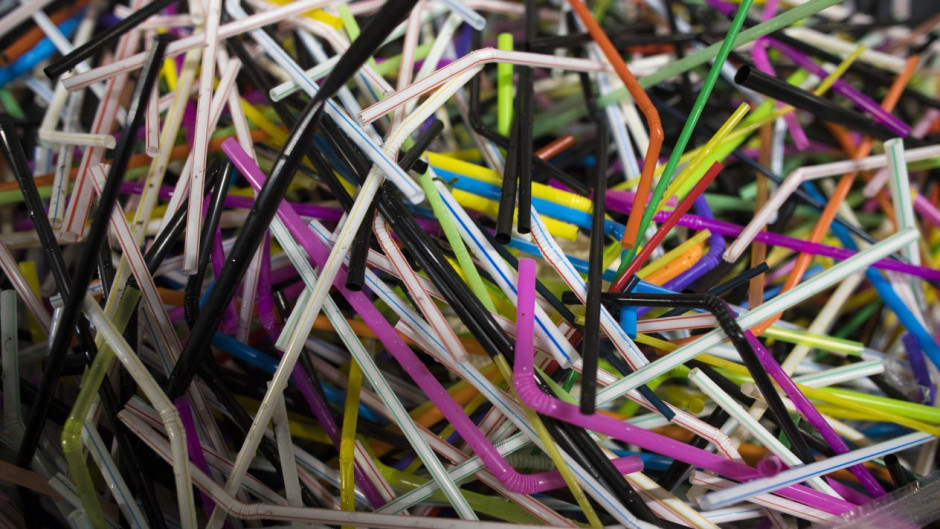 Estas son las firmas que sufrirán con la norma contra los popotes