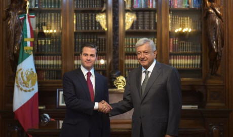 Se reúnen hoy Peña Nieto y AMLO para iniciar el proceso de transición 