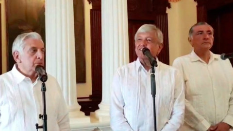 Se prohibirá por ley aumentar el costo de obras públicas: AMLO   