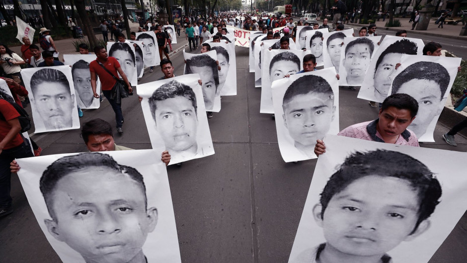 Gobierno de México y firman acuerdo para reinstalación del GIEI por caso Ayotzinapa