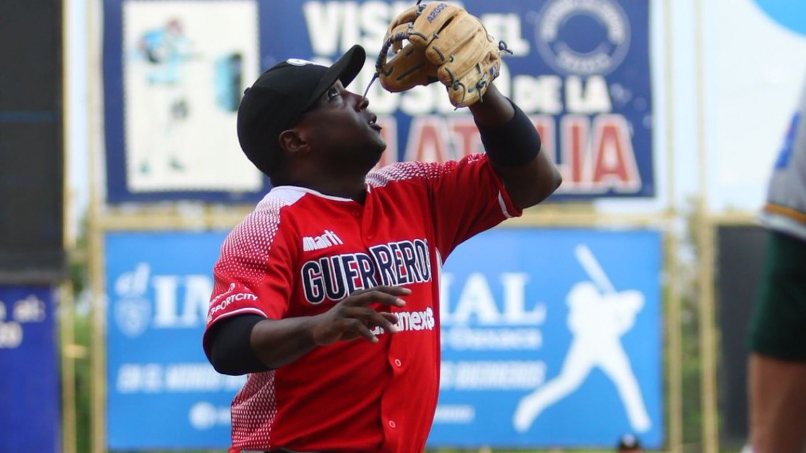 Guerreros vence 3-1 a Pericos 