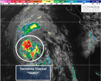 “Fabio” regresa a tormenta tropical