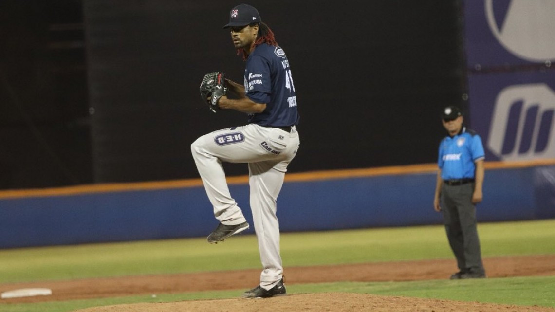Sultanes vence 10-8 a los Acereros y se coloca 3-1 en play off