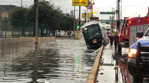 Atiende PCyB a población luego de fuertes lluvias 