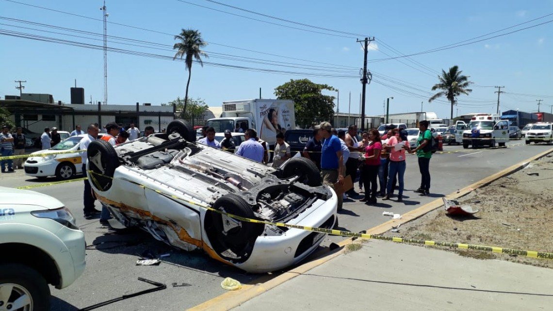 Choque en la avenida de la industria genera saldo rojo, dos fallecidos