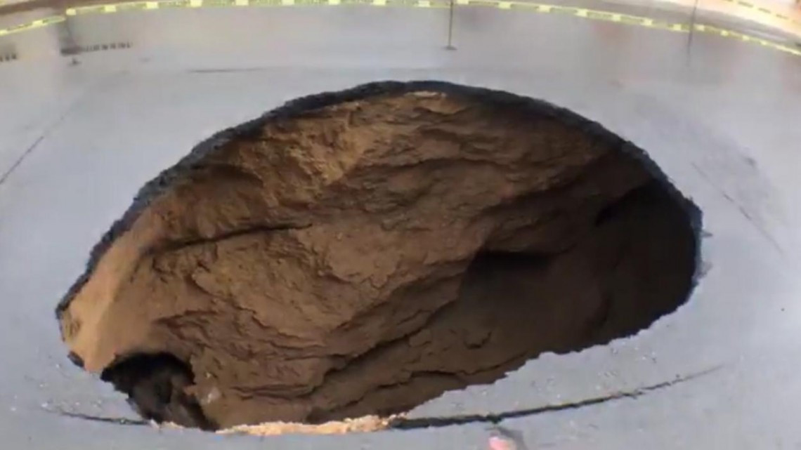 Tras lluvias, se abren nuevos socavones en Nuevo Laredo