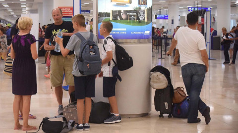 Incertidumbre por cancelación de vuelos en Cancún