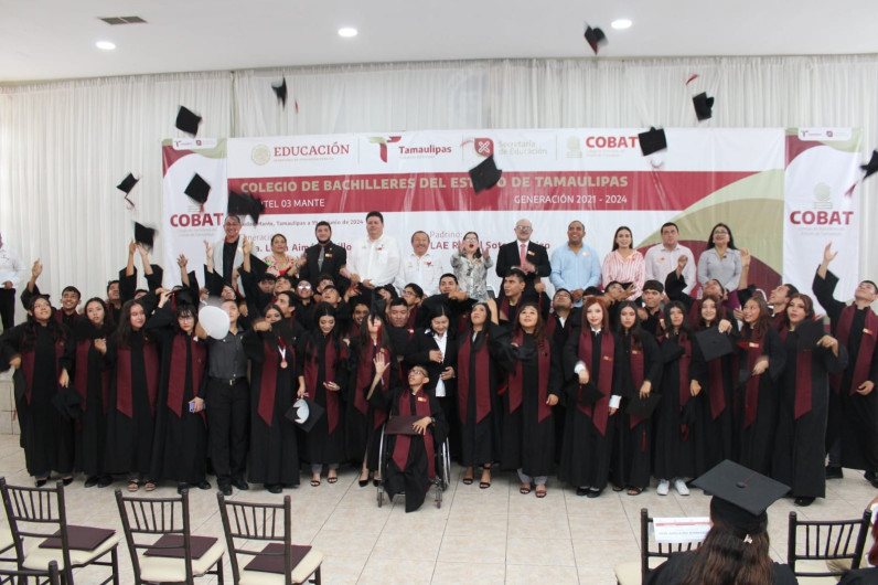 Entrega Colegio de Bachilleres de Tamaulipas de Mante a técnicos especialistas