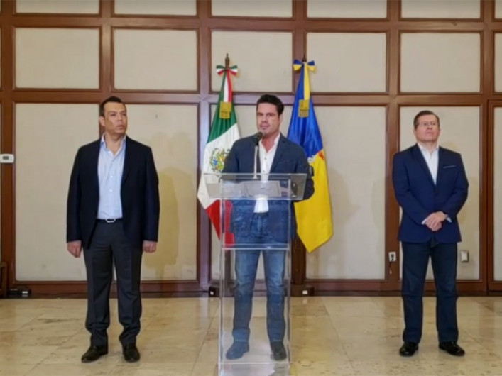 Fiscal de Jalisco destituido por caso de cuerpos en tráiler