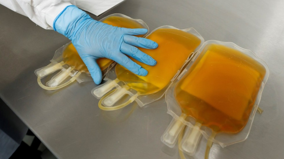 Mexicano supera COVID-19 tras recibir plasma 