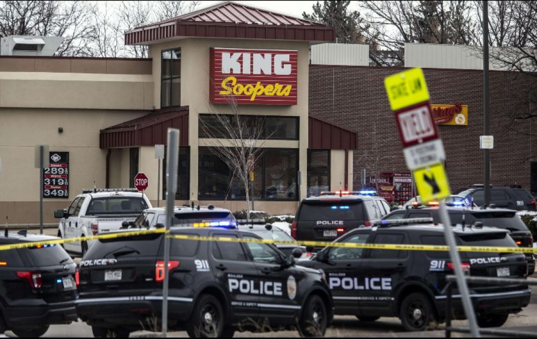 Tiroteo en supermercado de Colorado deja 10 muertos 