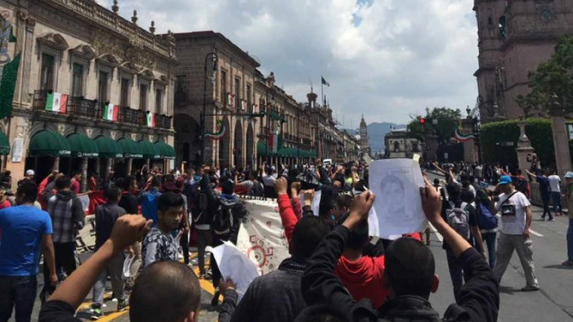 A 5 años del caso Ayotzinapa, manifestaciones en México y el Mundo exigen justicia