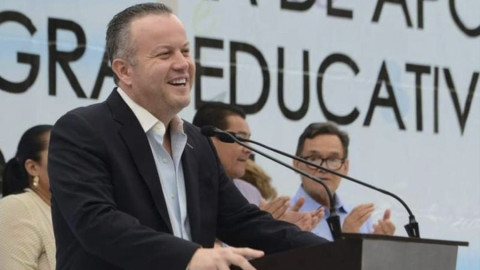 Regresa Carlos Canturosas a la escena política de Tamaulipas, va por diputación federal por la coalición MORENA-PT-Verde 