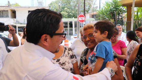 Andrés Zorrilla pone en marcha trabajos de rescate en plaza de Arbol Grande