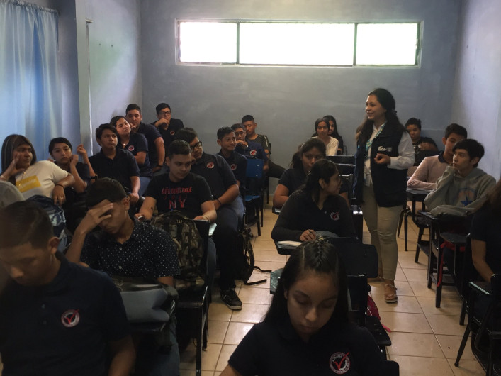 Imparten plática sobre “sexualidad responsable” a jóvenes de Reynosa