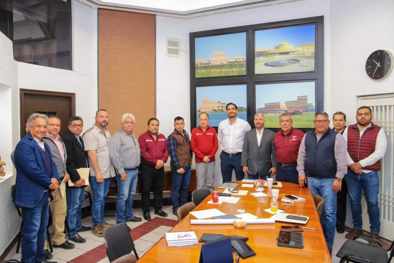 Analizaron Municipio, Estado y COMAPA solución a problemática por escasez de agua en Reynosa