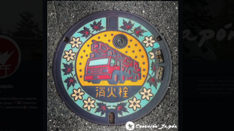 Personalizan las tapas de coladeras en Japón