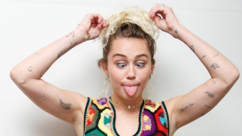 Sandra Bullok y Miley Cyrus apoyan a los afectados por Harvey 