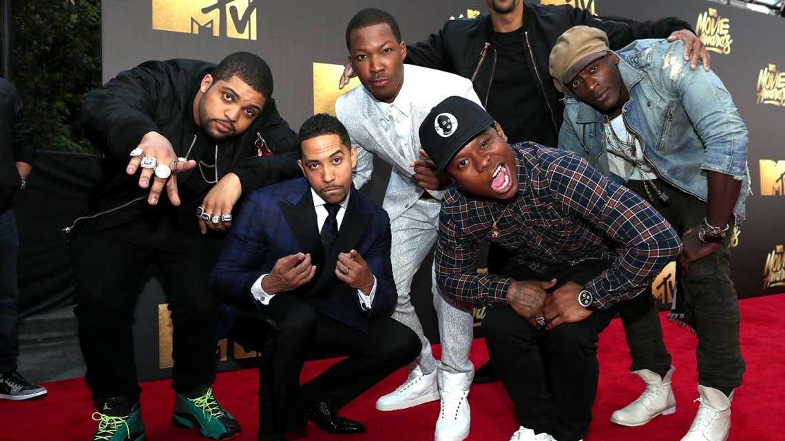 La Bella y la Bestia junto con Stranger things ganadores de la noche de los Mtv Awards