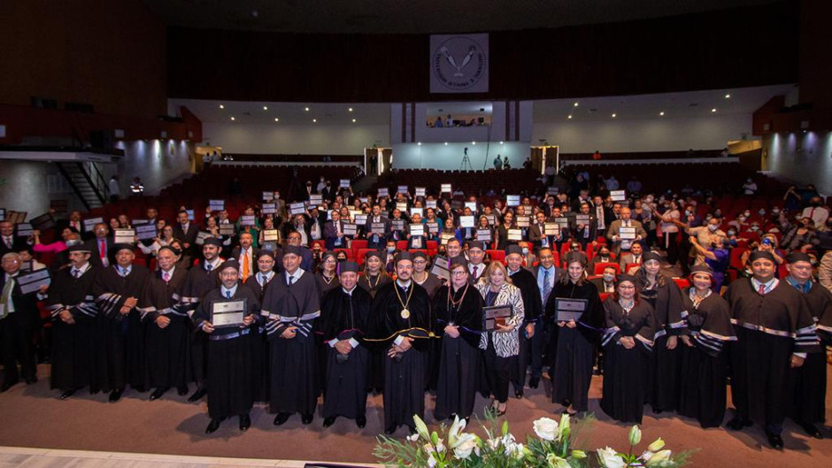 Rector de la UAT reconoce a docentes de Victoria y zona norte