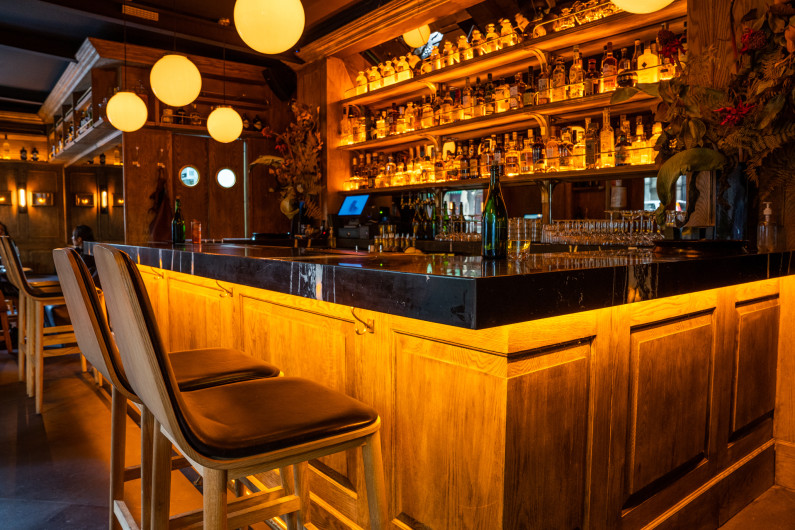 Descartan reapertura de bares en el condado Cameron