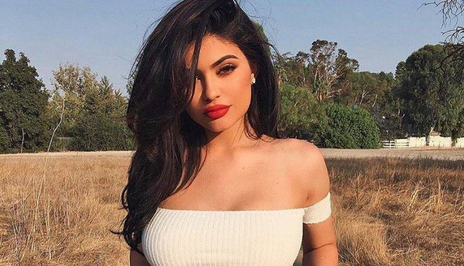 Kylie Jenner revela que su bebé se “parece” a ella de pequeña