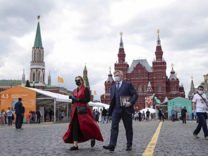 Rusia volverá a su normalidad tras COVID-19 hasta febrero de 2021