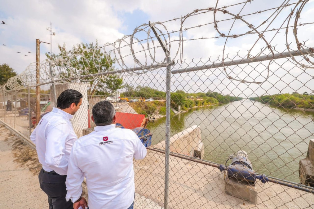 Supervisó Alcalde Carlos Peña Ortiz rehabilitación de compuerta