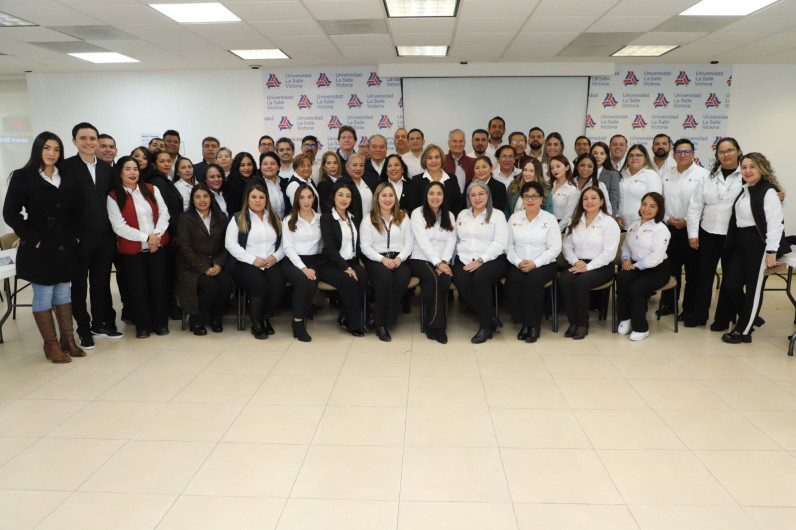 Presentan Primer Informe de los Servicios Nacionales de Salud Pública