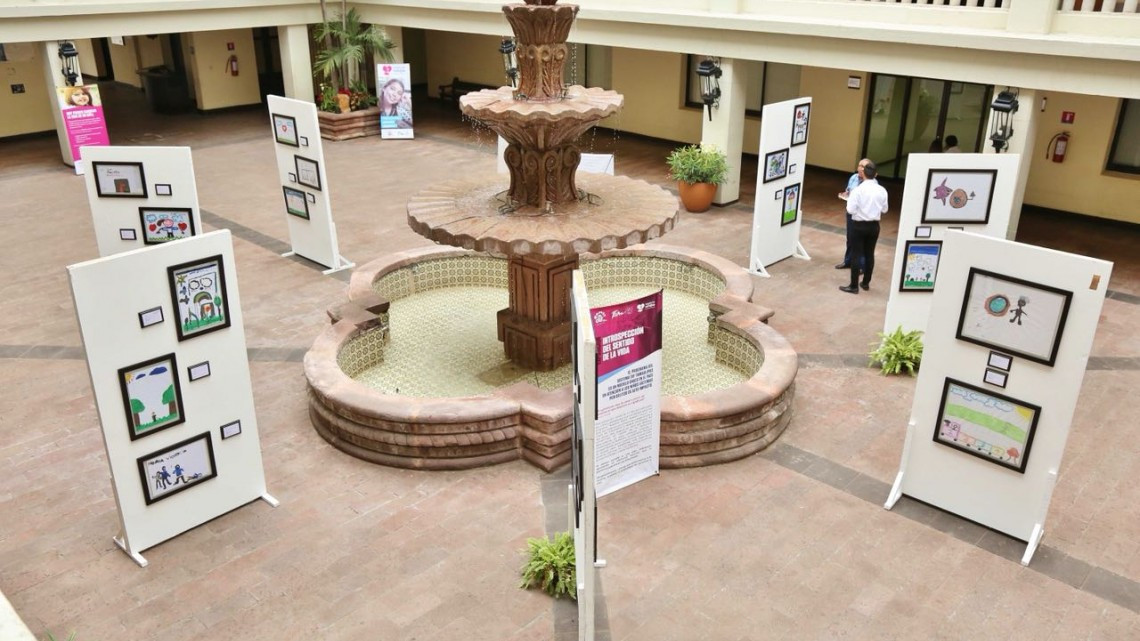 Presentan exposición “Introspección del Sentido de la Vida”