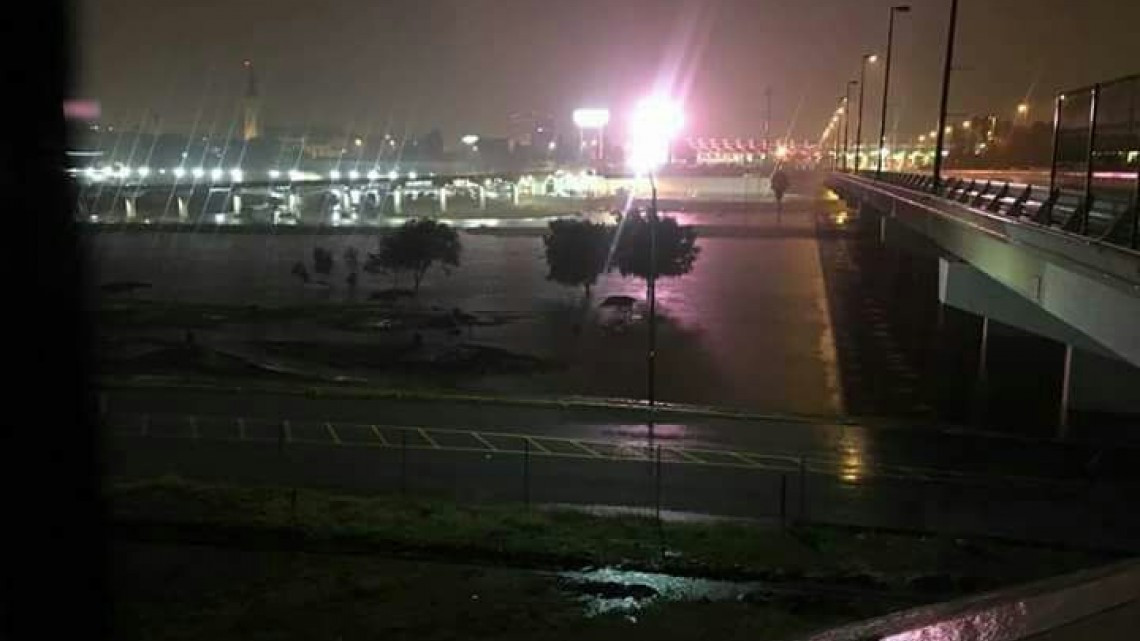 Lluvia deja inundaciones severas en Nuevo Laredo
