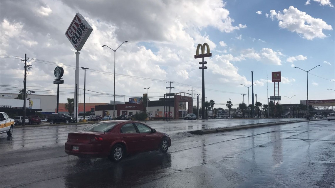 Reynosa pasa de un fuerte calor a una lluvia intensa 