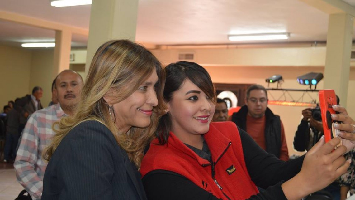 Asiste Maki a posada de sindicatos de Telesecundarias