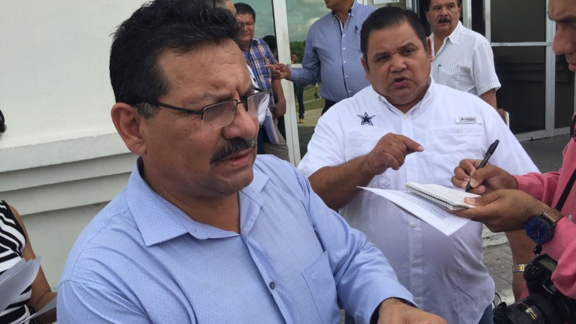 Abogados se manifiestan en contra del maltrato de una juez en juzgado