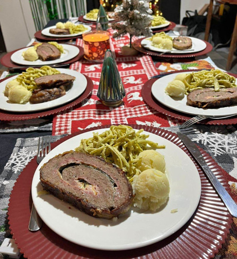 Más caro despedir el año: cena sube 17%