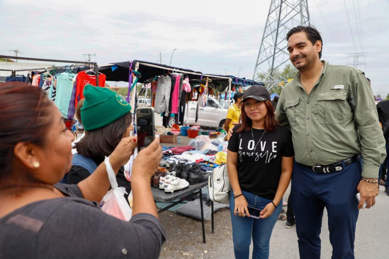 Entregó Alcalde Carlos Peña Ortiz más Becas del Gobierno de Reynosa 