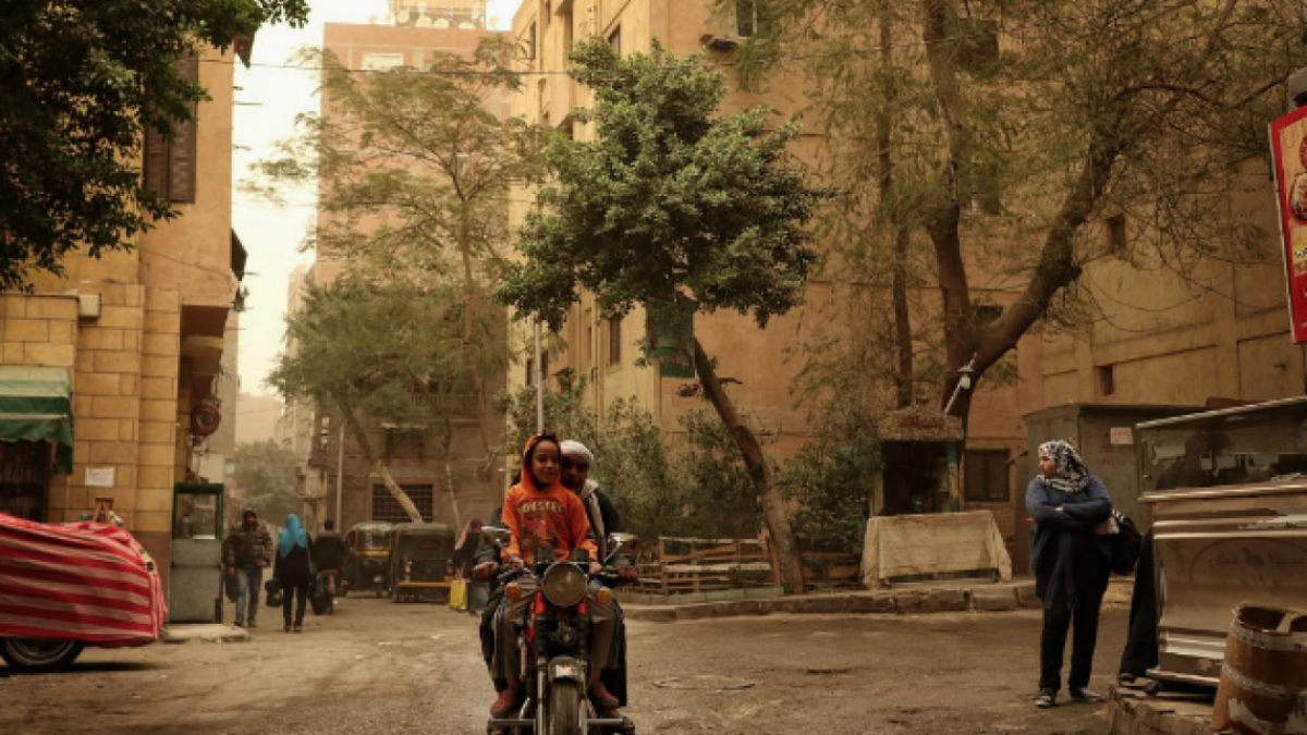 Gran tormenta de arena afecta a Egipto