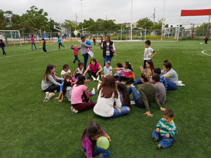 Llevan actividades deportivas y recreativas a parques del Estado