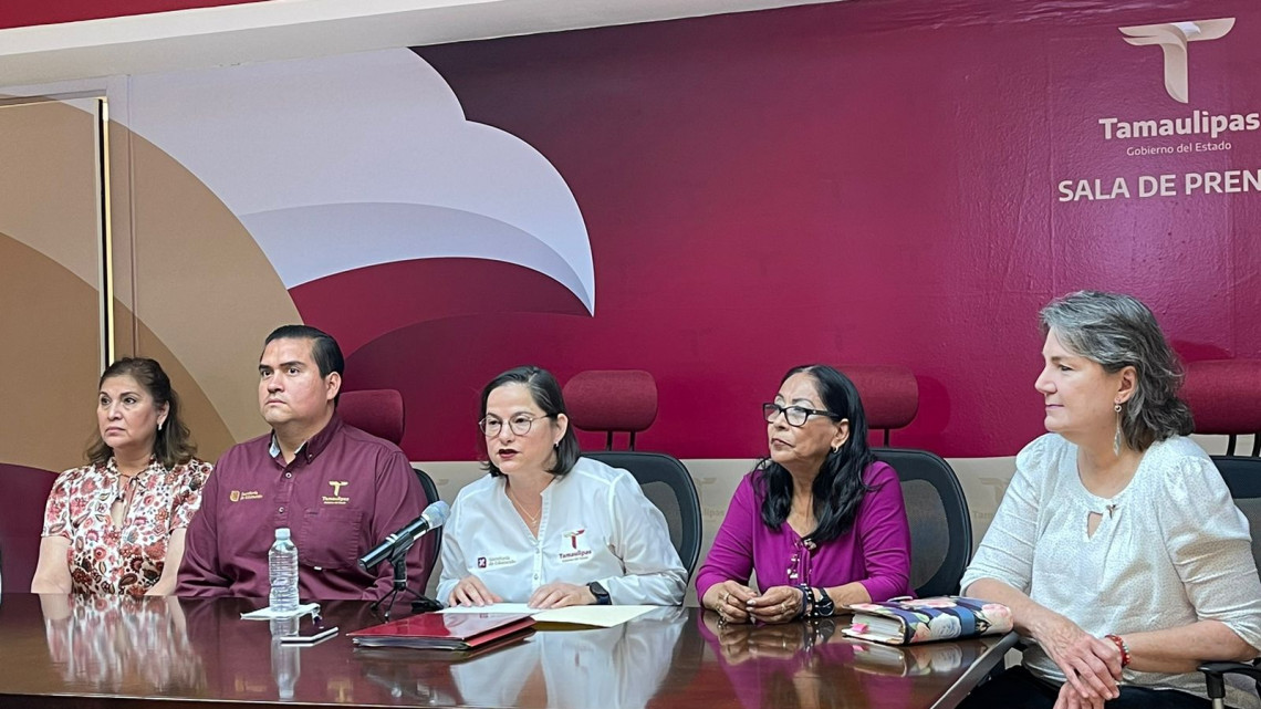 Advierte Lucia Aime al SNTE que no se va de la SET