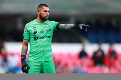 Jonathan Orozco confirma que tiene coronavirus