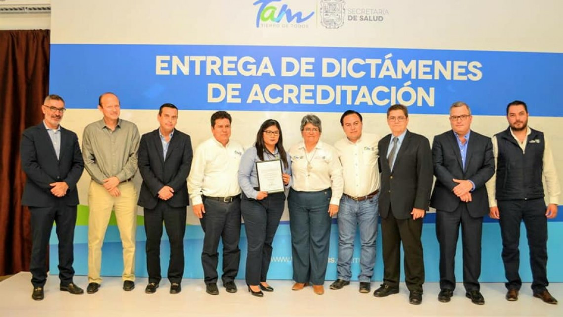 Entregan dictámenes de acreditación a Salud