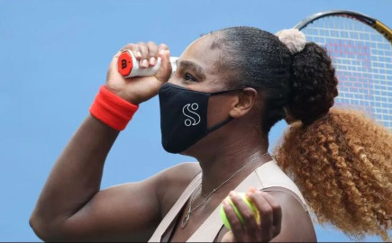 Avanza Serena Williams a los cuartos de final del US Open