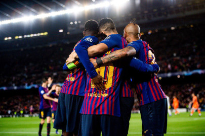 Barcelona clasifica a los cuartos de final de la Champions League