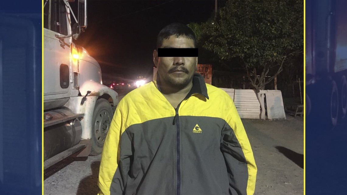 Detienen a dos personas por trasladar a indocumentados