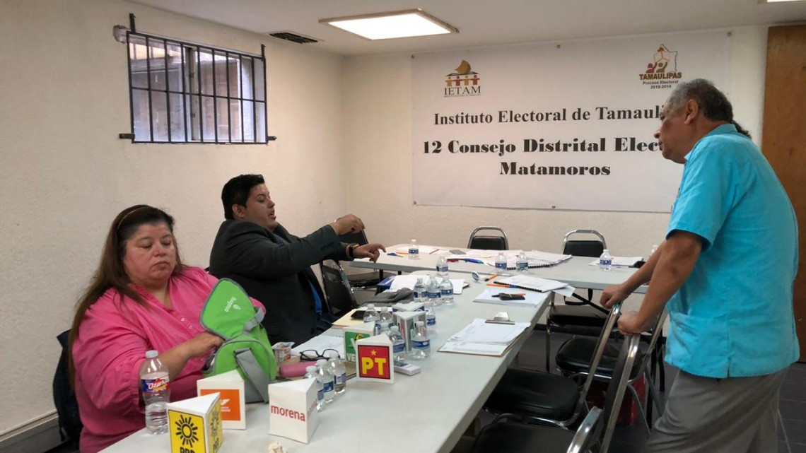 Continúa el conteo de votos en el distrito 12 