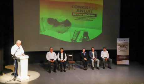 Inaugura secretario de Salud Congreso de Investigación en Enfermería