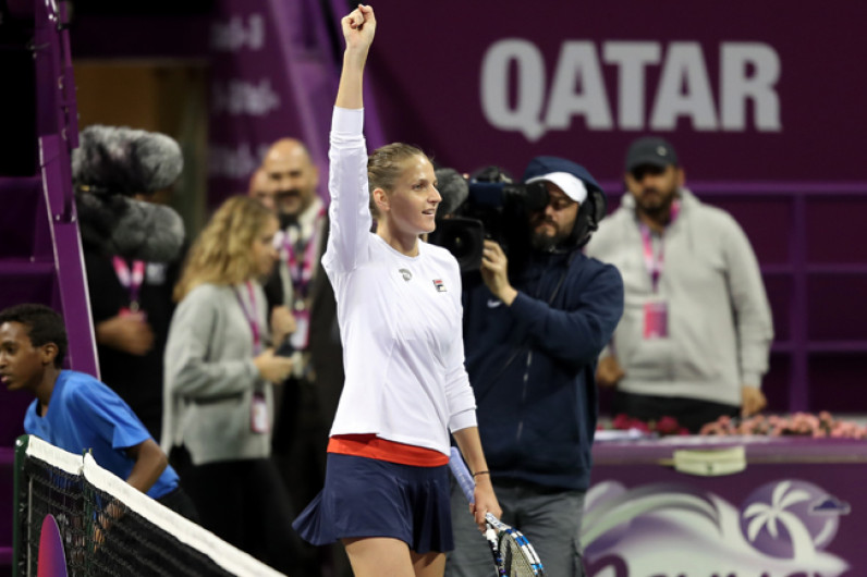 Karolina Pliskova, vence en torneo de tenis femenino de Doha